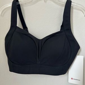 Lululemon sport bra